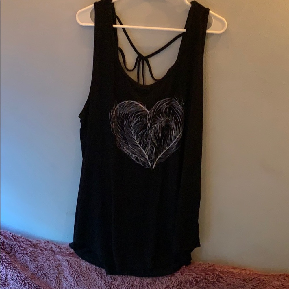 Heart Feather black tank top